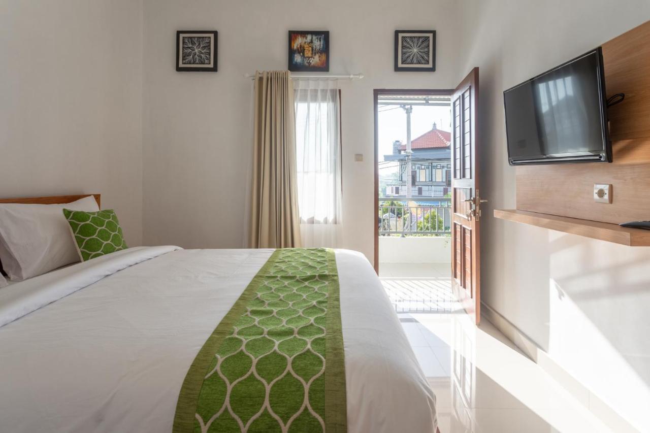 Cempaka Mas Guest House Canggu エクステリア 写真